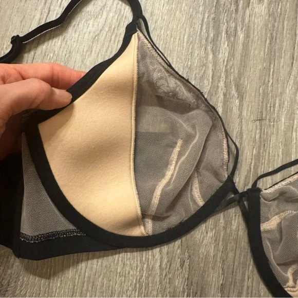 Victoria's Secret Black Floral Mesh Bra 34F - Picture 9 of 9